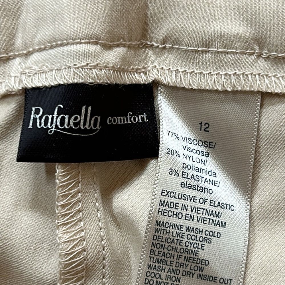 NEW Rafaella Light Tan Capris - Picture 5 of 7